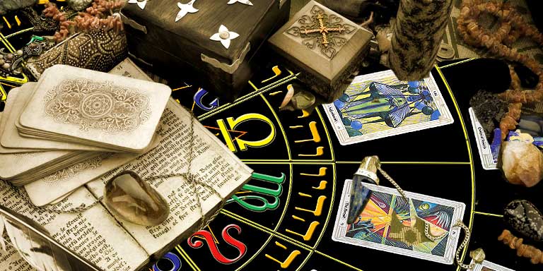 How Career Confusion Is Solved Through Tarot Guidance